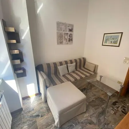House Nomentano Řím